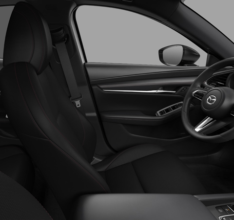 Zetel, dashboard en armleuning van de Mazda3 Hatchback in zwarte stof met rode stiknaad