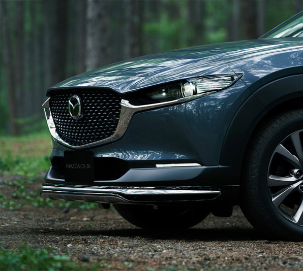 Front- und Heckschürze und Seitenschweller-Satz für den Mazda CX-30 im sportlichen Look.