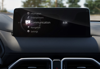 Η έγχρωμη οθόνη 8 ιντσών του Mazda CX-5 στην έκδοση Prime-Line
