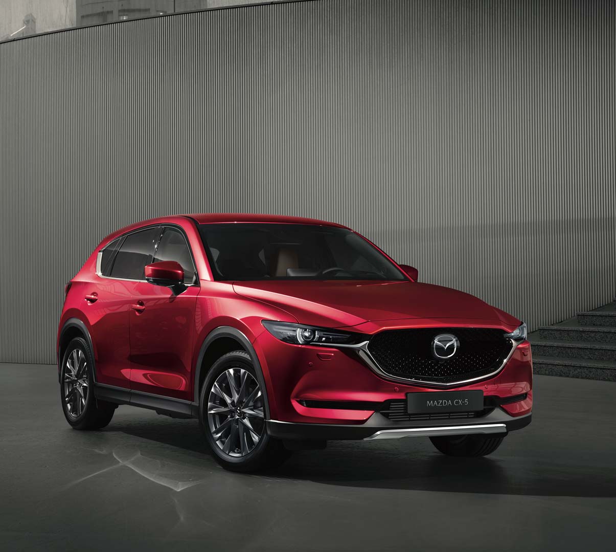 Αναδείξτε τον σπορ χαρακτήρα του οχήματός σας με το κιτ αμαξώματος που έχει σχεδιαστεί για το Mazda CX-5.