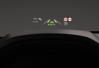 Das Head-up-Display der Exclusive-Line-Ausstattung des brandneuen Mazda CX-60 Plug-In Hybrid SUV.