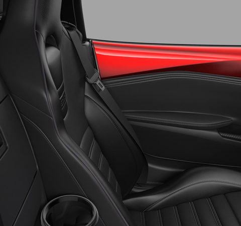 RECARO®-Sportssitze im Mazda MX-5
 mit Stoffverdeck.