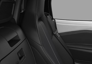 Leather seats (black) with perforation in the Mazda MX-5 Roadster Exclusive-Line trim level