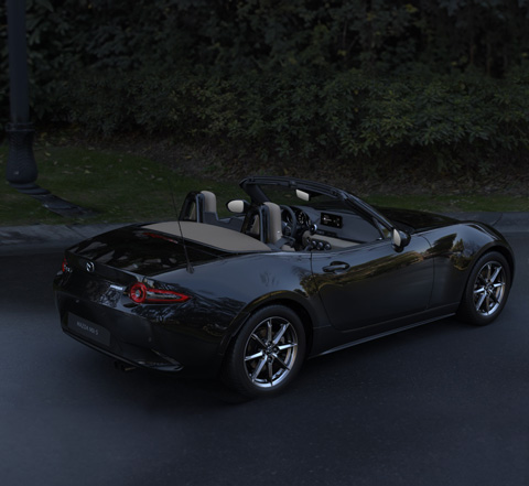 Profiel van de Mazda MX-5
 in Jet Black.