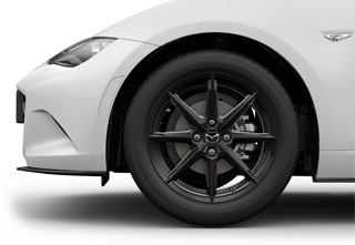 Sorte 16" hjul på Mazda MX-5 RF med Prime-line-udstyrsniveau